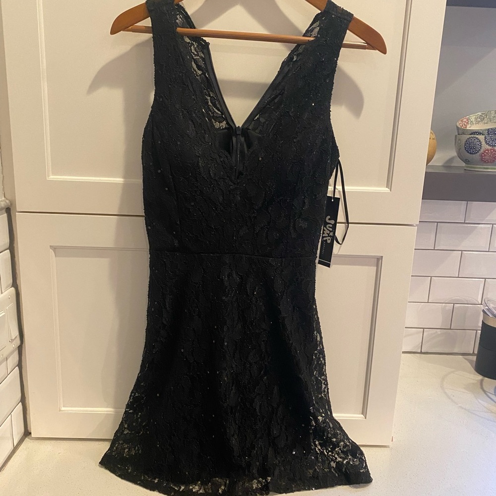 Formal lace/sequin dress Sz 9/10 NWT